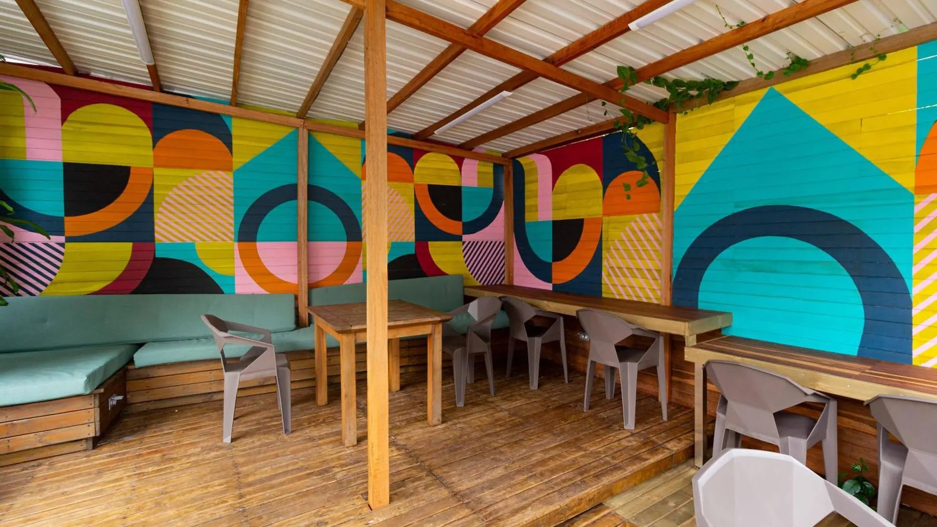 Lägenhet Economico Alojamiento En Medellin Por Dias - A102 By Roots Rentals Colombia