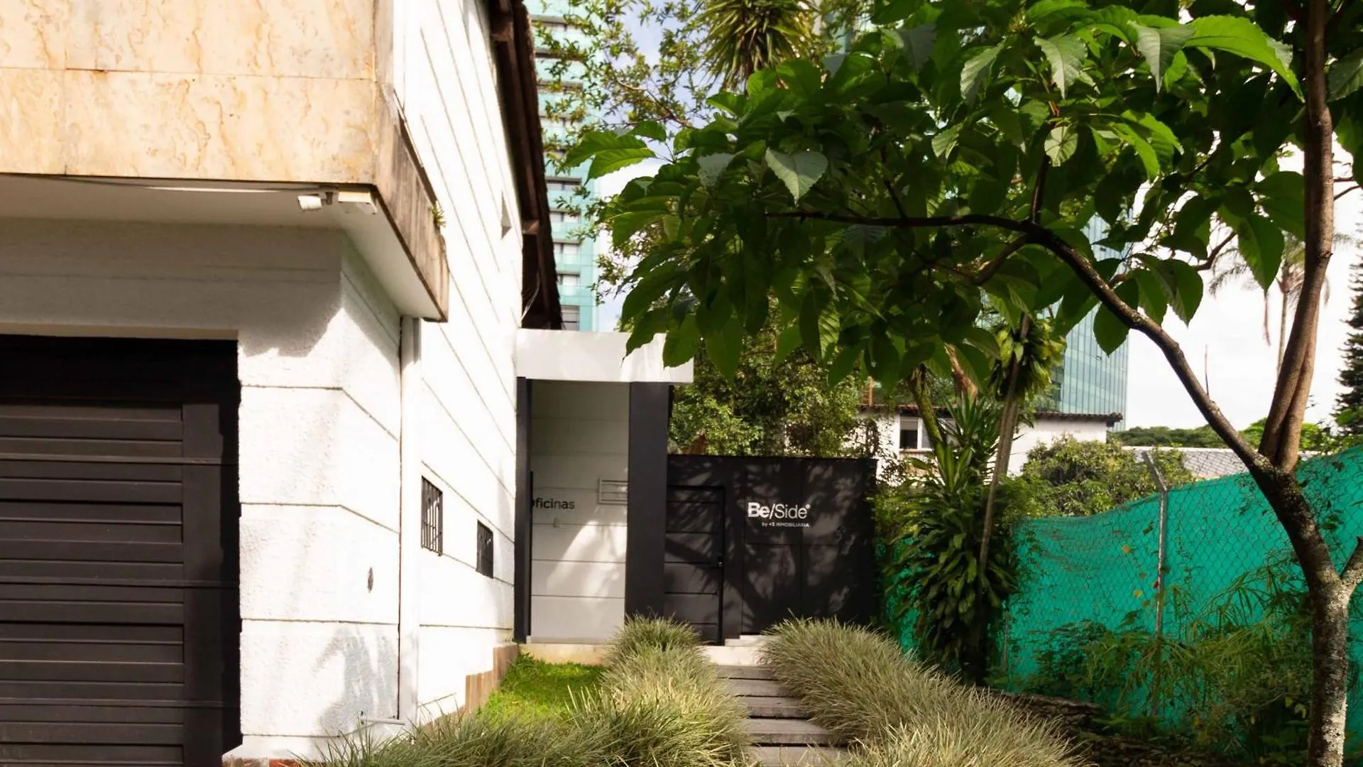 Apartment Economico Alojamiento En Medellin Por Dias - A102 By Roots Rentals