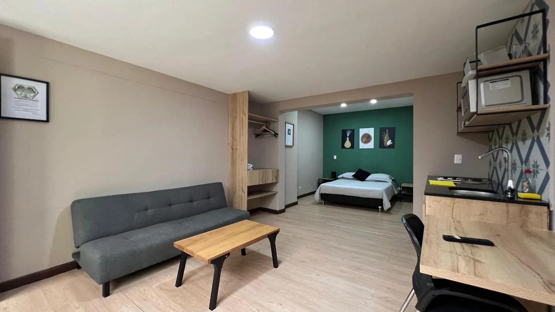 Economico Alojamiento En Medellin Por Dias - A102 By Roots Rentals Apartment